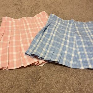 Pink and blue pleated skirts!